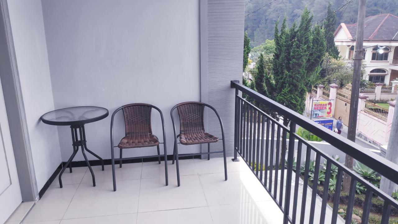 Villa Batumarta Tawangmangu Exterior foto